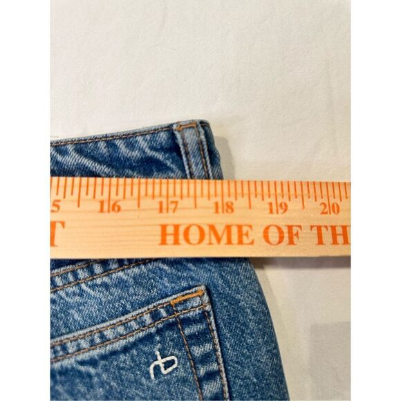 Rag & Bone Women’s Dre Low-Rise Denim cutoff shorts, size 30 - Picture 6 of 8